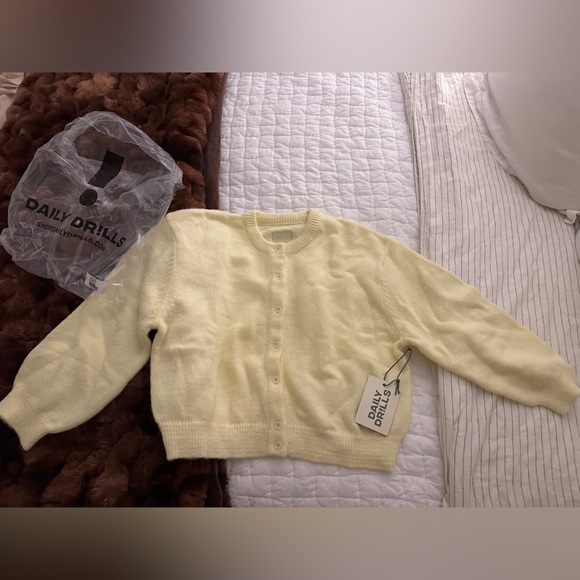 Daily Drills Button Up Sweater - Lemon - Picture 4 of 6